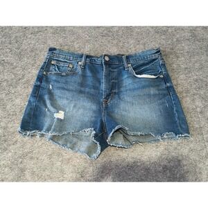 GAP 3 Inch Shorts Women's Size 31 Blue Light Wash Cut Off Distress‎ Denim